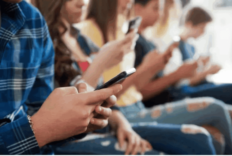 Egypt Takes Steps to Ensure Safe Online Spaces for Young Smartphone Users